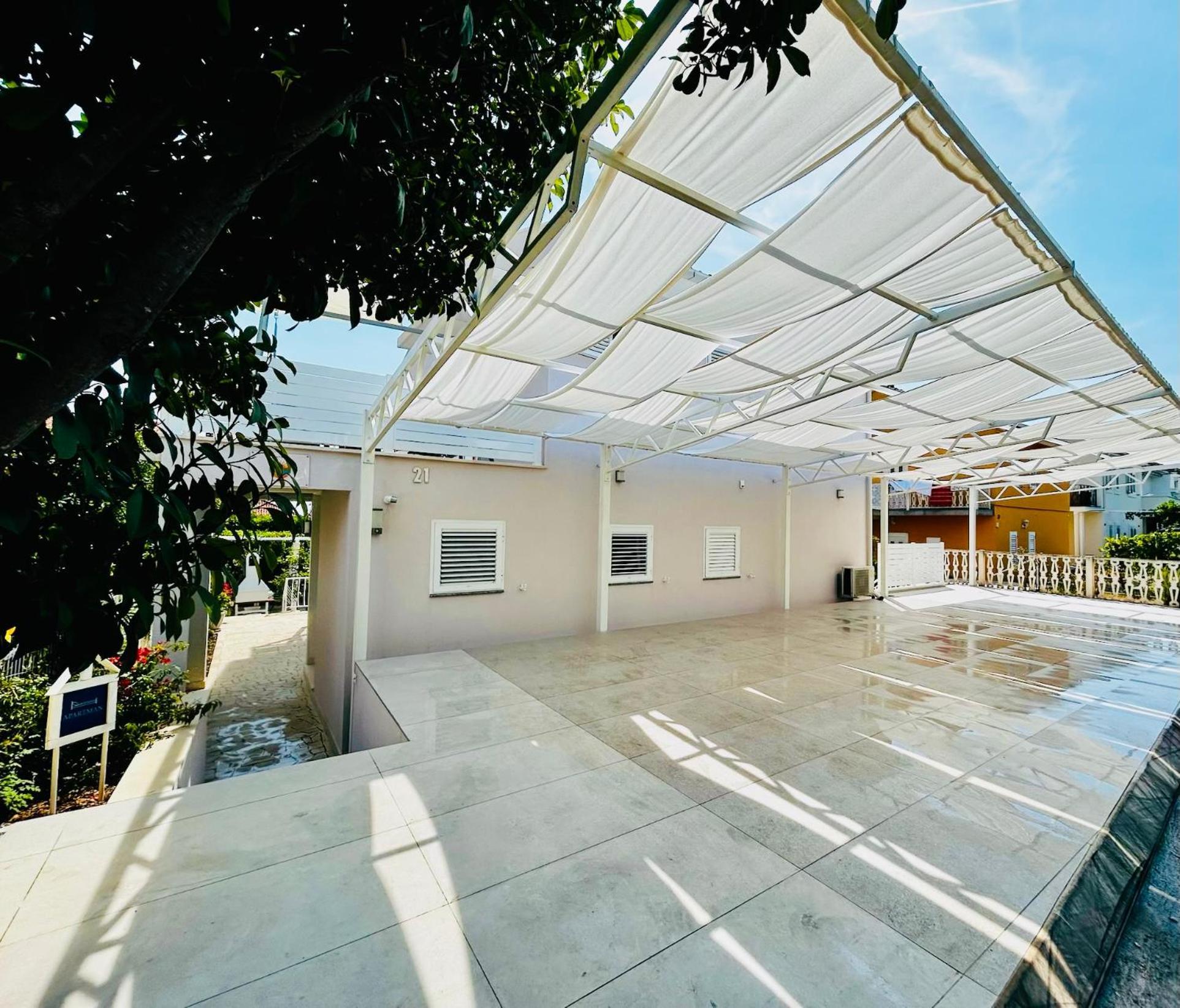 Apartments Hannah Orebic Luaran gambar